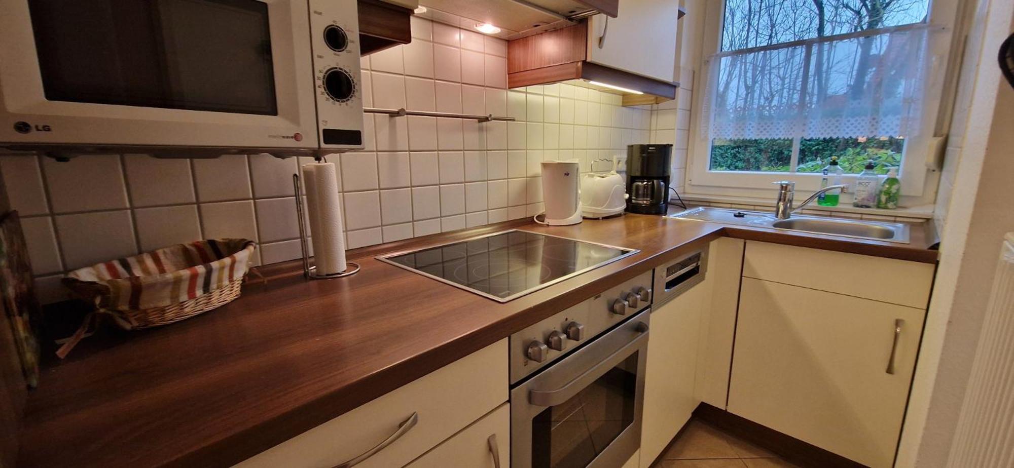 Nr 81 - Deichstrasse Naehe Yachthafen Каролинензиль